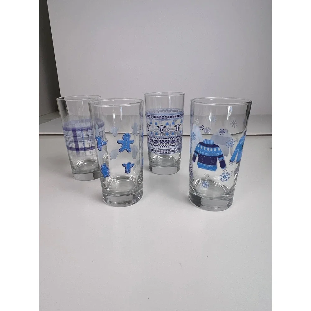 Fairlife Marketing PR Set of 4 Winter Themed Drinking Glasses Cow‎